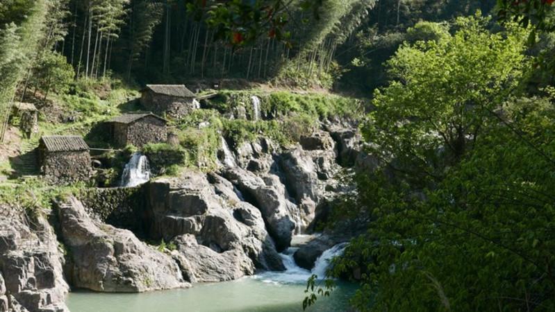 法国达飞海运集团避行苏伊士运河 绕道好望角